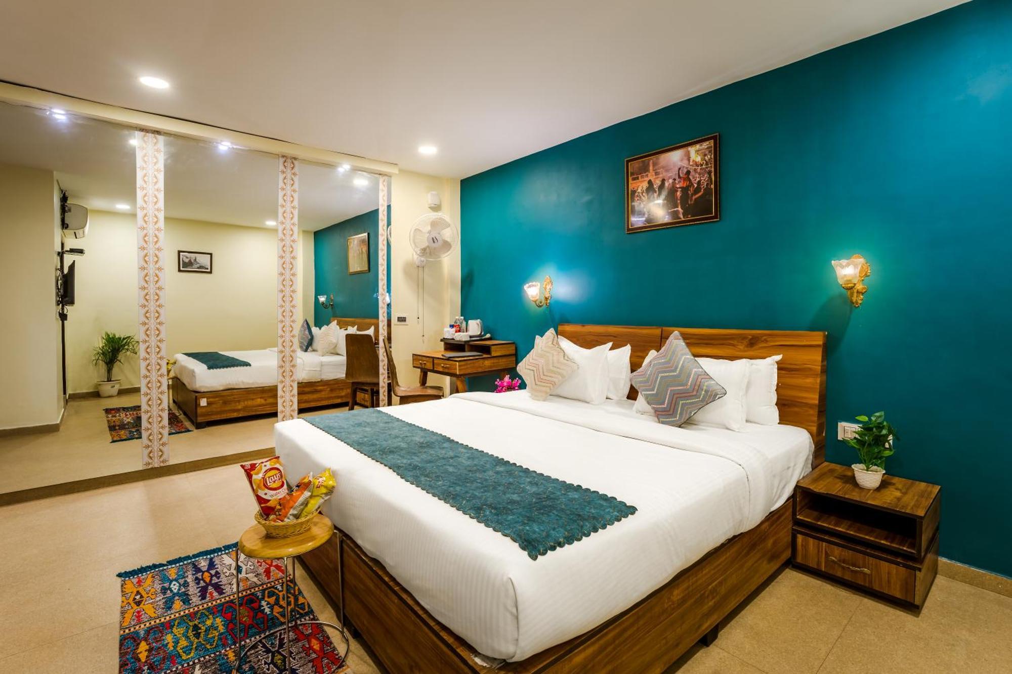 Tripli Hotels Silver Shine Bénarès Extérieur photo